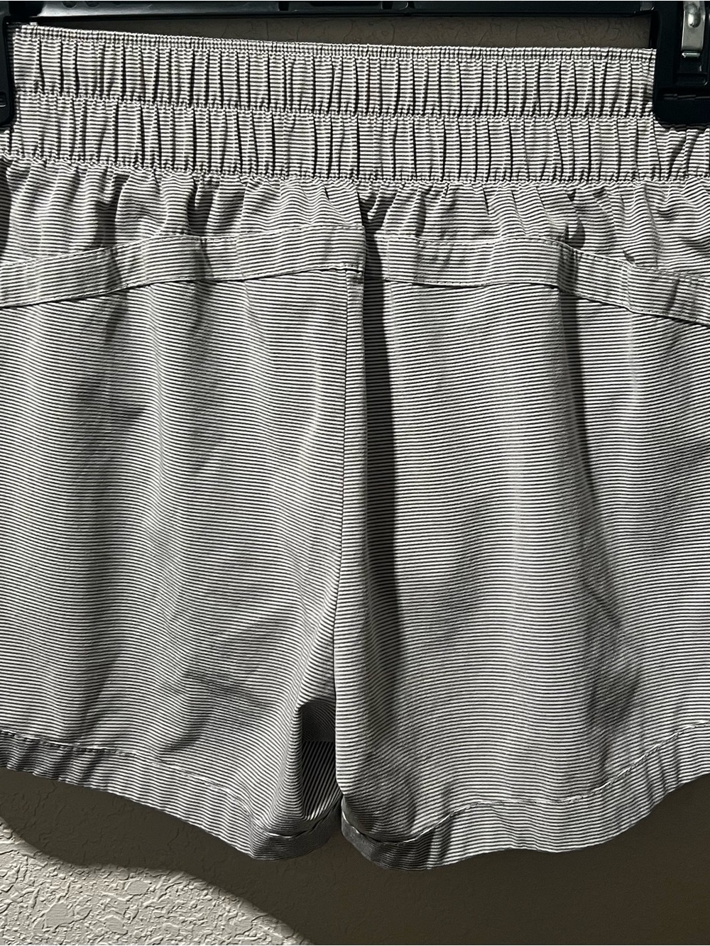 GAP Striped Elastic-Waist Women’s Athletic Shorts – Gray - Picture 2 of 3